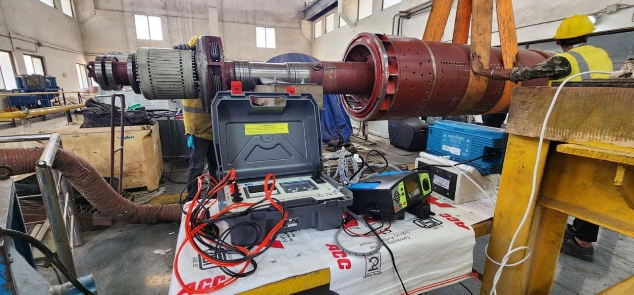 TurboDyne crew working on a machine at site
